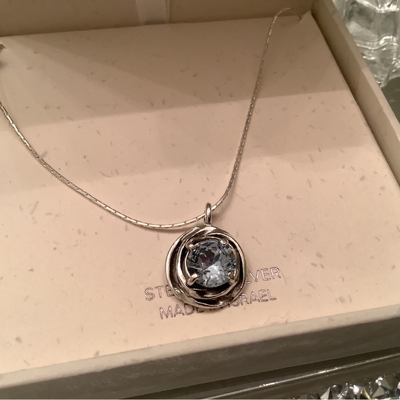 Hand Crafted Jewelry - Beautiful sterling silver Necklace